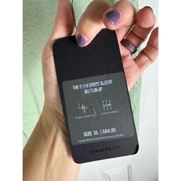 NWT Fabletics The  Dash Short Sleeve Mens Button Up Shirt XL - Picture 3 of 5